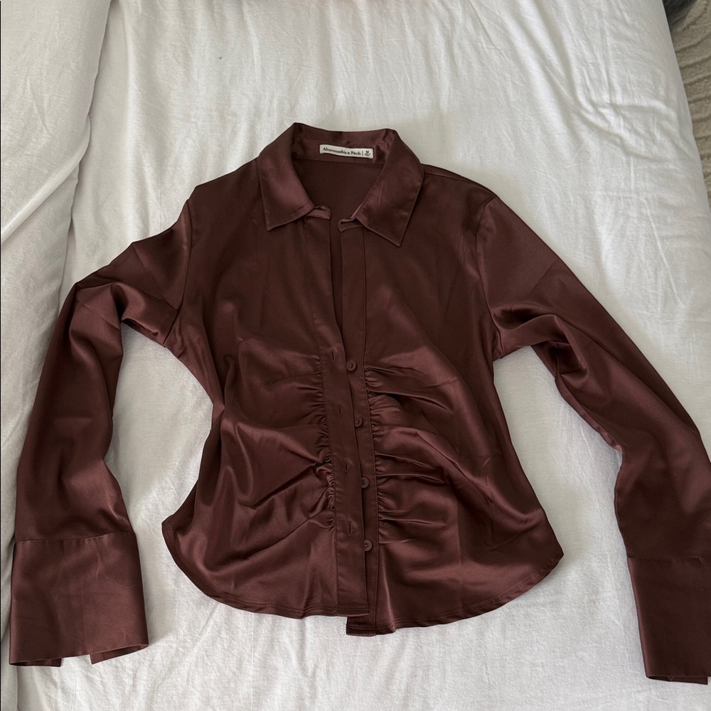 Abercrombie & Fitch Rich Brown Button Down Shirt